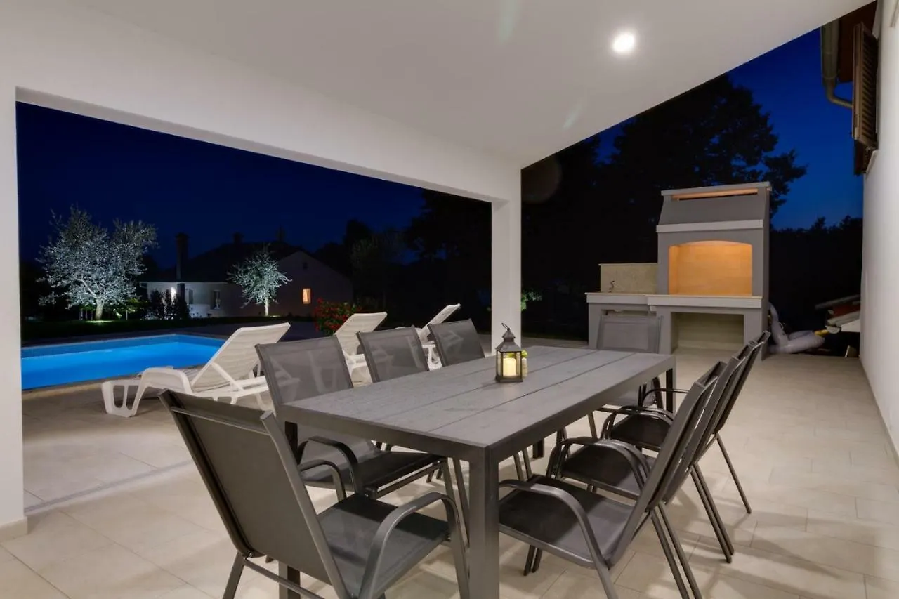 Lovely Villa Piljan With A Private Swimming Pool Bokordići Croacia